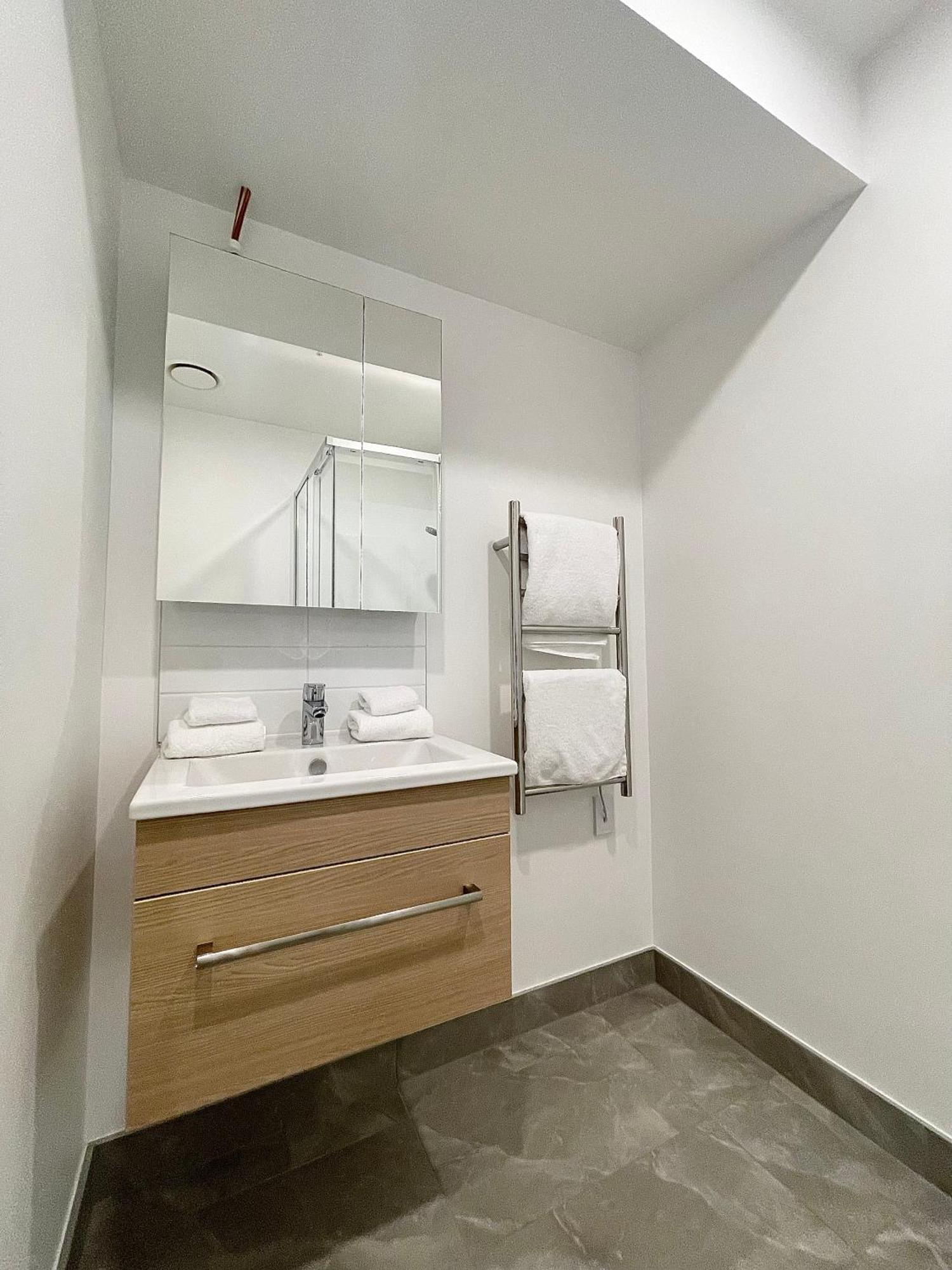 Beautiful Stylish Cbd Apartment Auckland Exterior photo